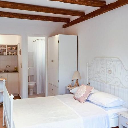Malamo Home Studios, Lambi Beach Экстерьер фото